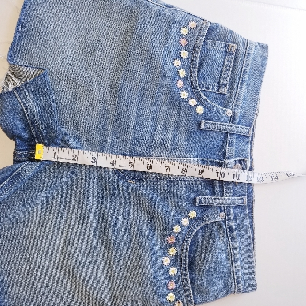 Madewell | Embroidery Summer shorts, size 28 - Picture 15 of 16